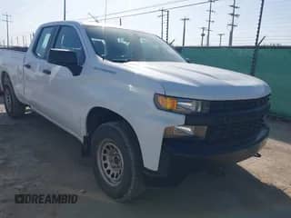 2020 Chevrolet Silverado 1500 Work Truck z VIN 1GCRYAEF6LZ176764, wystawiony jako IAAI lot #42499993 z przebiegiem 58 383 mil mil oraz . Historia ofert i sprzedaży dostępna na DreamBid. Obrazek 1.