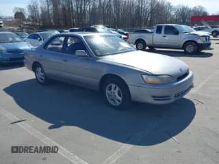 ✅ 1996 Lexus ES 300 • VIN: JT8BF12G9T0138503 • Лот: 41653158. Опубликован ранее на IAAI с пробегом 238 435 миль. Бесплатный доступ к архиву аукционных продаж из США и подробный отчёт об истории автомобиля на DreamBid. Изображение 1.