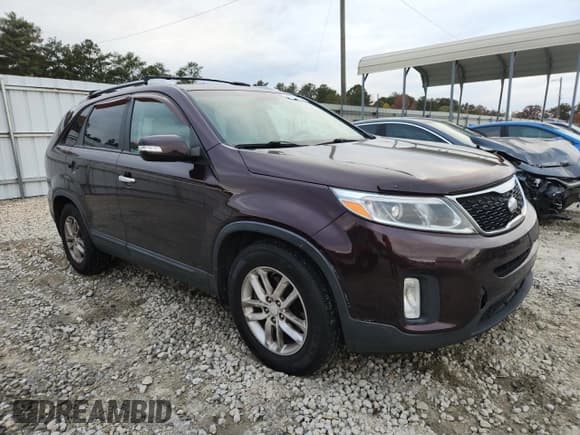 ✅ 2014 Kia Sorento LX • VIN: 5XYKT4A65EG548507 • Lot: 92098365. Listed on Copart with 205,863 mi. Free auction sales archive from the USA and detailed vehicle history report at DreamBid. Image 4.
