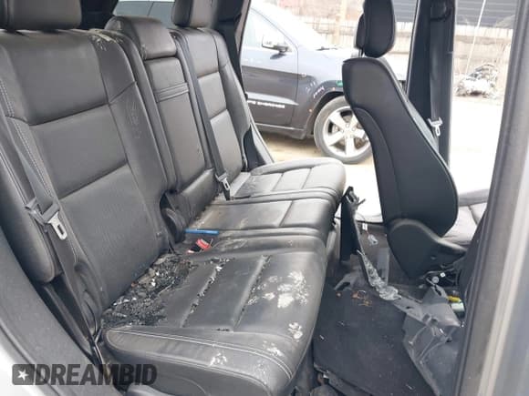 ✅ 2015 Jeep Grand Cherokee Overland • VIN: 1C4RJFCG1FC894789 • Lot: 38811798. Listed on IAAI with Not provided. Free auction sales archive from the USA and detailed vehicle history report at DreamBid. Image 8.