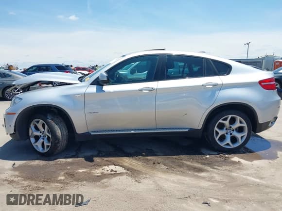 ✅ 2013 BMW X6 xDrive35i • VIN: 5UXFG2C55DL785465 • Lot: 42389520. Listed on IAAI with 116,671 mi. Free auction sales archive from the USA and detailed vehicle history report at DreamBid. Image 14.