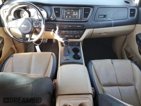 ✅ 2017 Kia Sedona LX • VIN: KNDMB5C12H6334794 • Lot: 81830775. Listed on Copart with 116,963 mi. Free auction sales archive from the USA and detailed vehicle history report at DreamBid. Image 8.