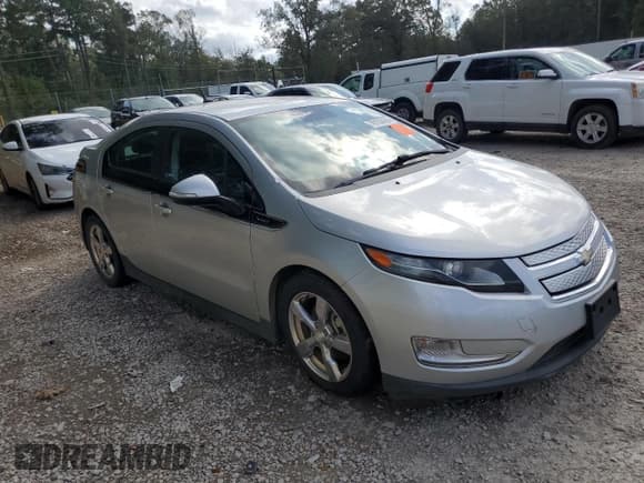 ✅ 2013 Chevrolet Volt • VIN: 1G1RD6E43DU108386 • Lot: 79103924. Wystawiony na Copart z przebiegiem 125 937 mil. Bezpłatny archiwum sprzedaży aukcyjnych z USA i szczegółowy raport historii pojazdu na DreamBid. Zdjęcie 4.