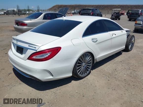 ✅ 2016 Mercedes-Benz CLS 550 • VIN: WDDLJ7DB7GA170526 • Лот: 42464785. Опубликован ранее на IAAI с пробегом 73 011 миль. Бесплатный доступ к архиву аукционных продаж из США и подробный отчёт об истории автомобиля на DreamBid. Изображение 4.