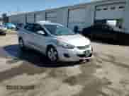 2013 Hyundai Elantra Limited z VIN 5NPDH4AE7DH360094, wystawiony jako Copart lot #85098815 z przebiegiem 113 417 mil mil oraz Szkoda całkowita • Salvage title. Historia ofert i sprzedaży dostępna na DreamBid. Obrazek 13.
