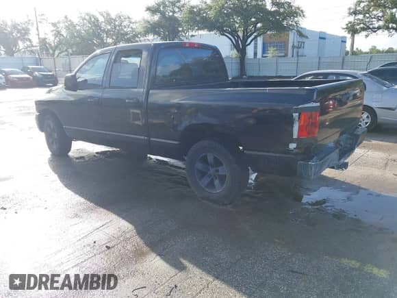 2005 Dodge 1500 SLT with VIN 1D7HA18N15S156717, listed as a IAAI auction lot 43378587 with 232,918 mi miles and . Bid and sale history available at DreamBid. Image 3.