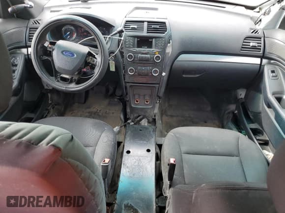 ✅ 2016 Ford Police Interceptor Utility • VIN: 1FM5K8AR6GGB81176 • Lot: 84484985. Listed on Copart with 136,076 mi. Free auction sales archive from the USA and detailed vehicle history report at DreamBid. Image 8.