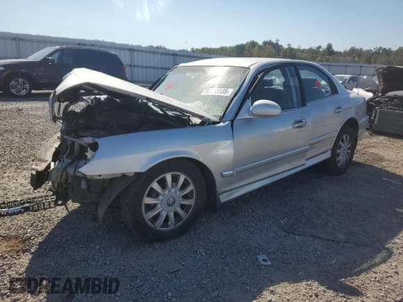 ✅ 2003 Hyundai Sonata GLS • VIN: KMHWF35H03A891295 • Лот: 80393135. Опубликован ранее на Copart с пробегом Не указан. Бесплатный доступ к архиву аукционных продаж из США и подробный отчёт об истории автомобиля на DreamBid. Изображение 1.