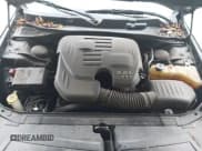 ✅ 2016 Dodge Challenger SXT • VIN: 2C3CDZAG4GH225971 • Lot: 43817642. Wystawiony na IAAI z przebiegiem 128 622 mil. Bezpłatny archiwum sprzedaży aukcyjnych z USA i szczegółowy raport historii pojazdu na DreamBid. Zdjęcie 10.