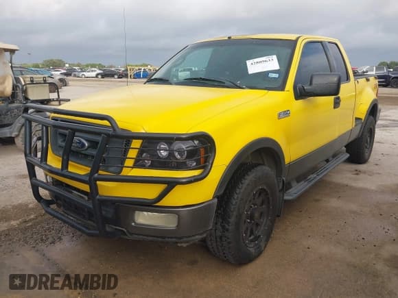 ✅ 2004 Ford F-150 XLT • VIN: 1FTPX04594KC13300 • Lot: 42809633. Listed on IAAI with 238,195 mi. Free auction sales archive from the USA and detailed vehicle history report at DreamBid. Image 2.
