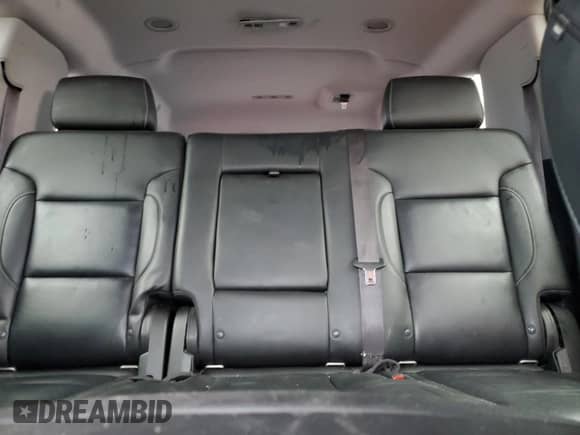 2015 Chevrolet Suburban LT z VIN 1GNSKJKC9FR282473, wystawiony jako Copart lot #86530615 z przebiegiem 192 642 mil mil oraz Czysty tytuł • Clean title. Historia ofert i sprzedaży dostępna na DreamBid. Obrazek 10.