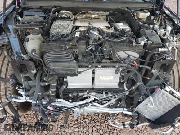 ✅ 2024 Mercedes-Benz GLE 63 S AMG • VIN: 4JGFD8KB4RB167969 • Lot: 42791375. Wystawiony na Copart z przebiegiem 6 722 mil. Bezpłatny archiwum sprzedaży aukcyjnych z USA i szczegółowy raport historii pojazdu na DreamBid. Zdjęcie 13.