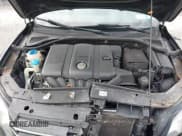 ✅ 2012 Volkswagen Passat S • VIN: 1VWAP7A31CC086856 • Lot: 42504779. Wystawiony na IAAI z przebiegiem 237 391 mil. Bezpłatny archiwum sprzedaży aukcyjnych z USA i szczegółowy raport historii pojazdu na DreamBid. Zdjęcie 10.