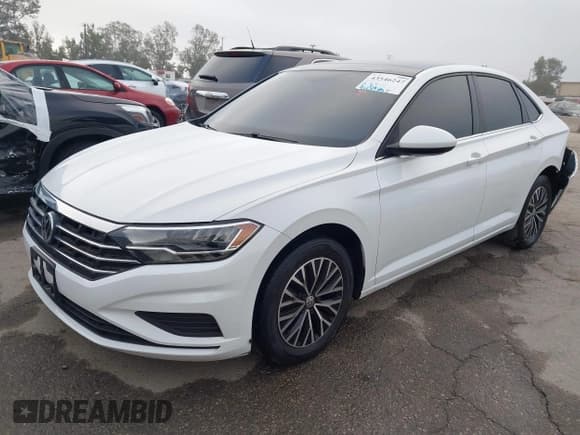 ✅ 2019 Volkswagen Jetta S • VIN: 3VWC57BU8KM221284 • Lot: 43546247. Wystawiony na IAAI z przebiegiem 94 283 mil. Bezpłatny archiwum sprzedaży aukcyjnych z USA i szczegółowy raport historii pojazdu na DreamBid. Zdjęcie 2.