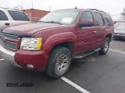 ✅ 2007 Chevrolet Tahoe LT • VIN: 1GNFK130X7R398580 • Lot: 43762910. Wystawiony na IAAI z przebiegiem 202 350 mil. Bezpłatny archiwum sprzedaży aukcyjnych z USA i szczegółowy raport historii pojazdu na DreamBid. Zdjęcie 2.