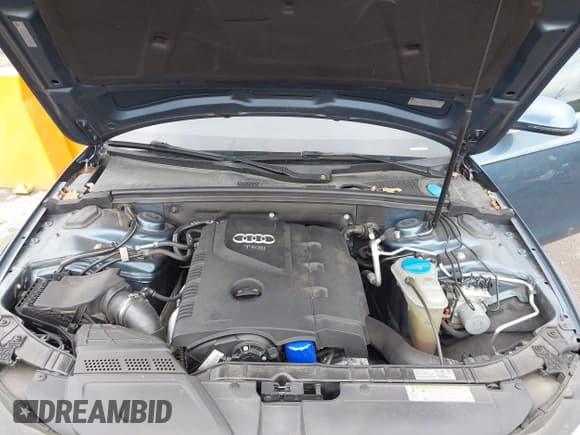 ✅ 2015 Audi allroad A4 Premium Plus • VIN: WA1UFAFL1FA052631 • Лот: 42027600. Опубликован ранее на IAAI с пробегом 101 901 миль. Бесплатный доступ к архиву аукционных продаж из США и подробный отчёт об истории автомобиля на DreamBid. Изображение 10.