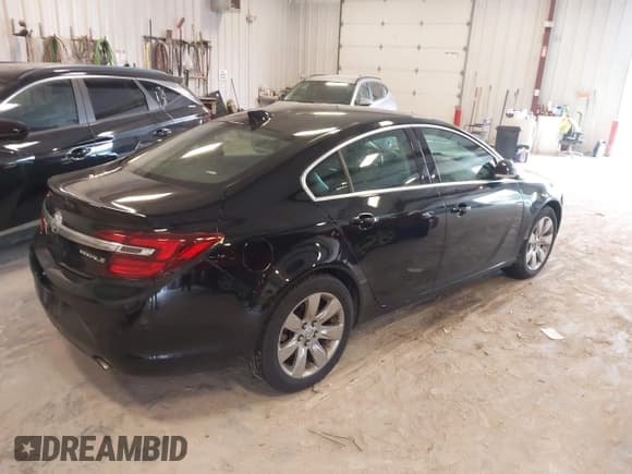 ✅ 2016 Buick Regal Premium II • VIN: 2G4GS5GX5G9197705 • Lot: 42886603. Wystawiony na IAAI z przebiegiem 183 665 mil. Bezpłatny archiwum sprzedaży aukcyjnych z USA i szczegółowy raport historii pojazdu na DreamBid. Zdjęcie 4.