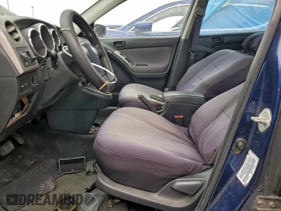 ✅ 2003 Toyota Matrix Std • VIN: 2T1KR32E33C132639 • Lot: 93769275. Listed on Copart with 239,740 mi. Free auction sales archive from the USA and detailed vehicle history report at DreamBid. Image 7.