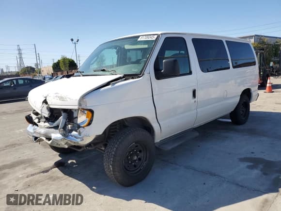✅ 2007 Ford Econoline Passenger XL • VIN: 1FDNE11WX7DA09268 • Lot: 51709345. Listed on Copart with 242,824 mi. Free auction sales archive from the USA and detailed vehicle history report at DreamBid. Image 1.