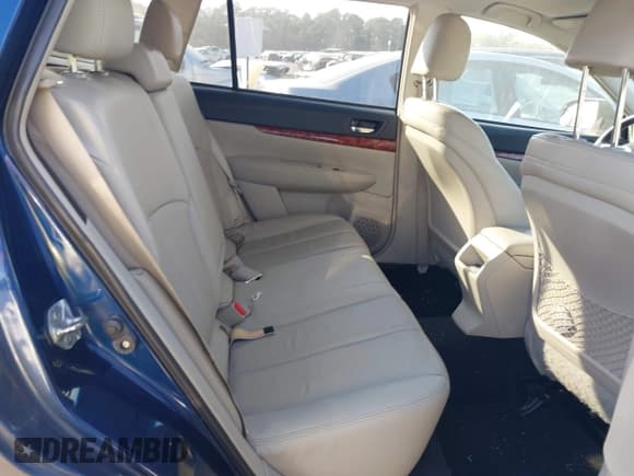 ✅ 2011 Subaru Outback Limited Power Moon • VIN: 4S4BRDKC6B2338583 • Лот: 43480275. Опубликован ранее на IAAI с пробегом 215 364 миль. Бесплатный доступ к архиву аукционных продаж из США и подробный отчёт об истории автомобиля на DreamBid. Изображение 8.