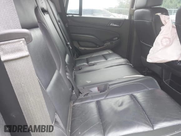 ✅ 2018 Chevrolet Tahoe LT • VIN: 1GNSKBKC2JR370635 • Lot: 43055000. Listed on IAAI with 178,193 mi. Free auction sales archive from the USA and detailed vehicle history report at DreamBid. Image 8.