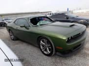 ✅ 2022 Dodge Challenger GT • VIN: 2C3CDZJG9NH227129 • Lot: 43214983. Wystawiony na Copart z przebiegiem 987 mil. Bezpłatny archiwum sprzedaży aukcyjnych z USA i szczegółowy raport historii pojazdu na DreamBid. Zdjęcie 4.