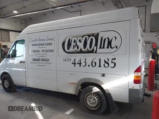 ✅ 2006 Dodge Sprinter • VIN: WD0PD644665943547 • Lot: 43910809. Listed on IAAI with 388,590 mi. Free auction sales archive from the USA and detailed vehicle history report at DreamBid. Image 3.