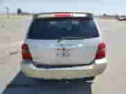 2001 Toyota Highlander с VIN JTEGF21A010005633, выставлен на аукционе Copart как лот 70023065 с пробегом 331 324 миль миль и Списание • Salvage title. История ставок и продаж доступна на DreamBid. Изображение 6.