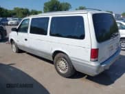 ✅ 1995 Plymouth Grand Voyager • VIN: 1P4GH44R6SX636676 • Lot: 42896496. Wystawiony na IAAI z przebiegiem 97 474 mil. Bezpłatny archiwum sprzedaży aukcyjnych z USA i szczegółowy raport historii pojazdu na DreamBid. Zdjęcie 3.