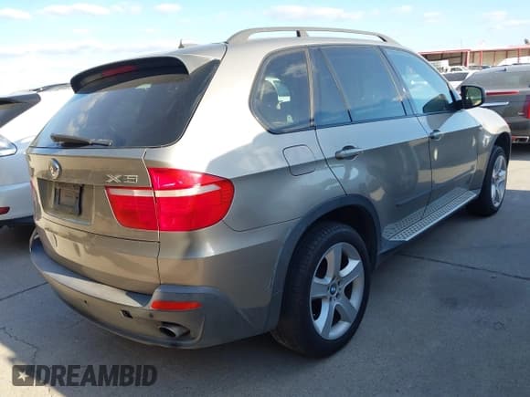 ✅ 2008 BMW X5 3.0si • VIN: 5UXFE43548L004202 • Лот: 43690824. Опубликован ранее на IAAI с пробегом 124 888 миль. Бесплатный доступ к архиву аукционных продаж из США и подробный отчёт об истории автомобиля на DreamBid. Изображение 4.