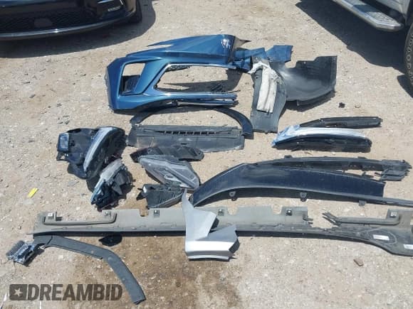 ✅ 2024 Buick Encore GX Sport Touring • VIN: KL4AMESL9RB141528 • Lot: 42807398. Listed on IAAI with Not provided. Free auction sales archive from the USA and detailed vehicle history report at DreamBid. Image 11.