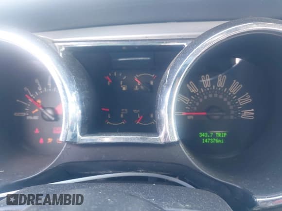 ✅ 2007 Ford Mustang GT Deluxe • VIN: 1ZVHT85H475351625 • Lot: 40863228. Wystawiony na IAAI z przebiegiem 147 376 mil. Bezpłatny archiwum sprzedaży aukcyjnych z USA i szczegółowy raport historii pojazdu na DreamBid. Zdjęcie 7.