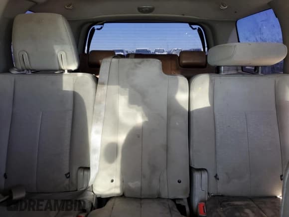 ✅ 2012 Ford Expedition XL • VIN: 1FMJU1G59CEF01097 • Lot: 77378854. Listed on Copart with 203,874 mi. Free auction sales archive from the USA and detailed vehicle history report at DreamBid. Image 10.