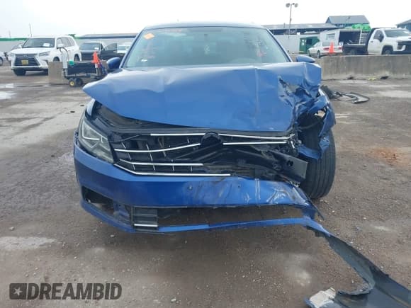 ✅ 2016 Volkswagen Passat S • VIN: 1VWAS7A33GC027781 • Lot: 42291718. Wystawiony na IAAI z przebiegiem 145 708 mil. Bezpłatny archiwum sprzedaży aukcyjnych z USA i szczegółowy raport historii pojazdu na DreamBid. Zdjęcie 11.