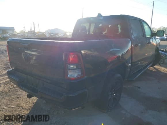 ✅ 2020 Ram 1500 Big Horn • VIN: 1C6RRFFG4LN310381 • Lot: 43404417. Wystawiony na IAAI z przebiegiem 86 162 mil. Bezpłatny archiwum sprzedaży aukcyjnych z USA i szczegółowy raport historii pojazdu na DreamBid. Zdjęcie 4.