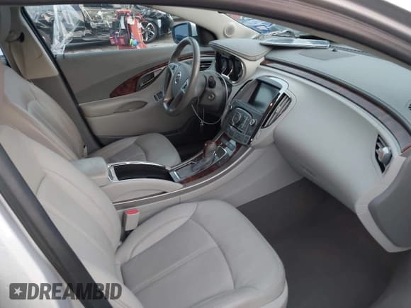 ✅ 2013 Buick LaCrosse Leather • VIN: 1G4GC5E33DF231821 • Lot: 43768962. Wystawiony na IAAI z przebiegiem 42 176 mil. Bezpłatny archiwum sprzedaży aukcyjnych z USA i szczegółowy raport historii pojazdu na DreamBid. Zdjęcie 5.