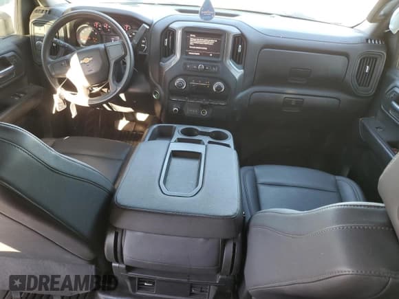 ✅ 2024 Chevrolet Silverado 2500HD Work Truck • VIN: 1GC1WLE77RF186186 • Lot: 93543815. Wystawiony na Copart z przebiegiem 38 077 mil. Bezpłatny archiwum sprzedaży aukcyjnych z USA i szczegółowy raport historii pojazdu na DreamBid. Zdjęcie 8.