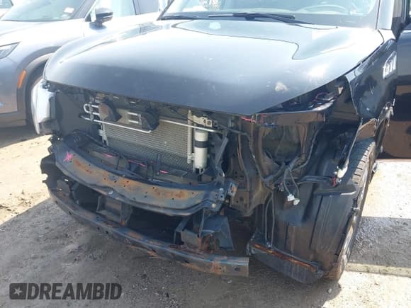 ✅ 2016 Infiniti QX80 • VIN: JN8AZ2NE5G9125225 • Lot: 42546651. Wystawiony na IAAI z przebiegiem 83 365 mil. Bezpłatny archiwum sprzedaży aukcyjnych z USA i szczegółowy raport historii pojazdu na DreamBid. Zdjęcie 6.