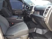 ✅ 2021 Ram 3500 Big Horn • VIN: 3C63RRHLXMG537120 • Lot: 57957285. Wystawiony na Copart z przebiegiem 257 336 mil. Bezpłatny archiwum sprzedaży aukcyjnych z USA i szczegółowy raport historii pojazdu na DreamBid. Zdjęcie 5.