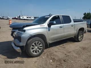2025 Chevrolet Silverado 1500 LT z VIN 1GCUKDED9SZ276786, wystawiony jako Copart lot #68713425 z przebiegiem 3 920 mil mil oraz Szkoda całkowita • Salvage title. Historia ofert i sprzedaży dostępna na DreamBid. Obrazek 1.
