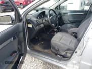 ✅ 2010 Chevrolet Aveo 1LT • VIN: KL1TD5DE9AB070517 • Lot: 43524815. Wystawiony na IAAI z przebiegiem 141 600 mil. Bezpłatny archiwum sprzedaży aukcyjnych z USA i szczegółowy raport historii pojazdu na DreamBid. Zdjęcie 5.