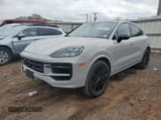 ✅ 2024 Porsche Cayenne • VIN: WP1BA2AY3RDA52913 • Lot: 89890735. Wystawiony na Copart z przebiegiem 8 553 mil. Bezpłatny archiwum sprzedaży aukcyjnych z USA i szczegółowy raport historii pojazdu na DreamBid. Zdjęcie 1.