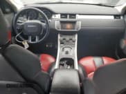 ✅ 2012 Land Rover Range Rover Evoque Dynamic Premium • VIN: SALVT2BG3CH637563 • Lot: 92945935. Wystawiony na Copart z przebiegiem 128 380 mil. Bezpłatny archiwum sprzedaży aukcyjnych z USA i szczegółowy raport historii pojazdu na DreamBid. Zdjęcie 8.