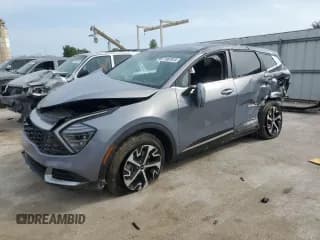 ✅ 2024 Kia Sportage EX • VIN: 5XYK33DF7RG227967 • Лот: 71967615. Опубликован ранее на Copart с пробегом 28 159 миль. Бесплатный доступ к архиву аукционных продаж из США и подробный отчёт об истории автомобиля на DreamBid. Изображение 1.