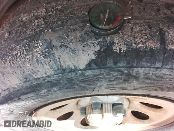 ✅ 2007 Chevrolet Silverado 1500 Work Truck • VIN: 1GCEC14X97Z161057 • Lot: 42614759. Listed on IAAI with 35,903 mi. Free auction sales archive from the USA and detailed vehicle history report at DreamBid. Image 1.