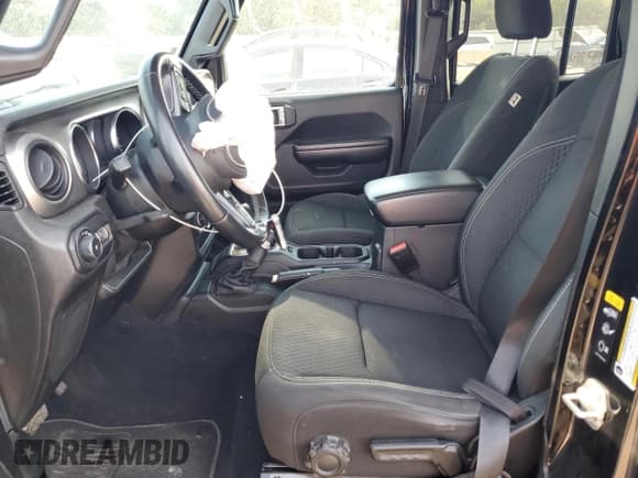 ✅ 2021 Jeep Wrangler Unlimited Willys Sport • VIN: 1C4HJXDG3MW590763 • Lot: 67635435. Listed on Copart with 42,844 mi. Free auction sales archive from the USA and detailed vehicle history report at DreamBid. Image 7.