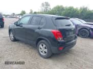 ✅ 2021 Chevrolet Trax LS • VIN: KL7CJKSB9MB321840 • Lot: 43265706. Listed on IAAI with 76,342 mi. Free auction sales archive from the USA and detailed vehicle history report at DreamBid. Image 3.