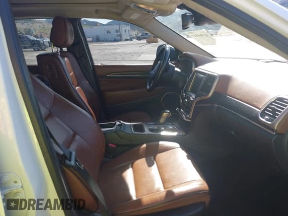 ✅ 2016 Jeep Grand Cherokee • VIN: 1C4RJEJM8GC321506 • Lot: 41969587. Listed on IAAI with 226,072 mi. Free auction sales archive from the USA and detailed vehicle history report at DreamBid. Image 5.