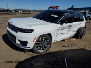 ✅ 2022 Jeep Grand Cherokee Summit Reserve • VIN: 1C4RJKET3N8553656 • Лот: 49256395. Опубликован ранее на Copart с пробегом 38 714 миль. Бесплатный доступ к архиву аукционных продаж из США и подробный отчёт об истории автомобиля на DreamBid. Изображение 1.