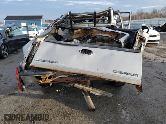 ✅ 2005 Chevrolet Silverado 2500HD LT • VIN: 1GCHK29U15E109334 • Lot: 42388125. Listed on Copart with Not provided. Free auction sales archive from the USA and detailed vehicle history report at DreamBid. Image 6.